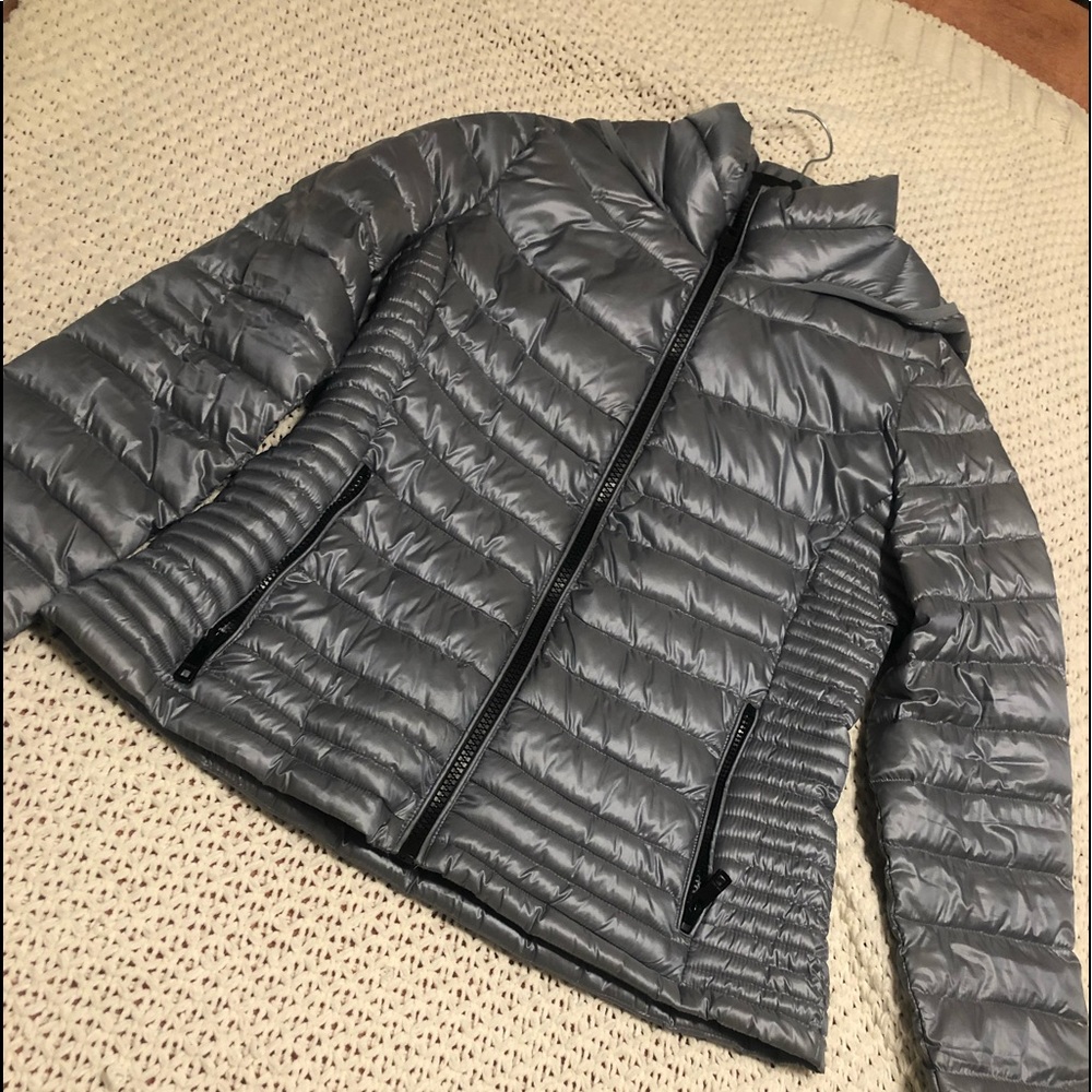 Calvin Klein Puffer Jacket 🧥